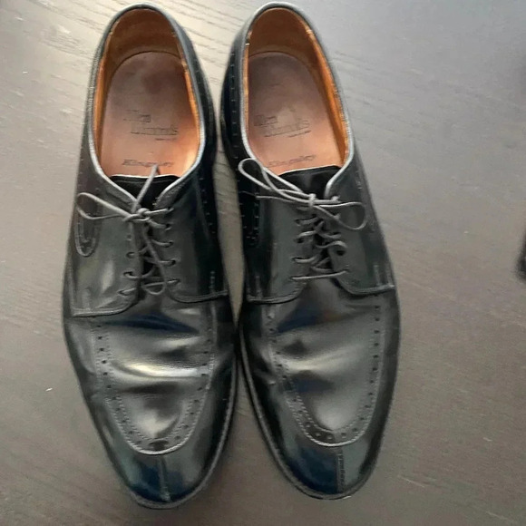 Allen Edmonds Kingsley Men's US 9.5 E Black Leather - Picture 1 of 10